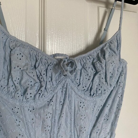 Urban Outfitters out from under light blue corset - Picture 3 of 5